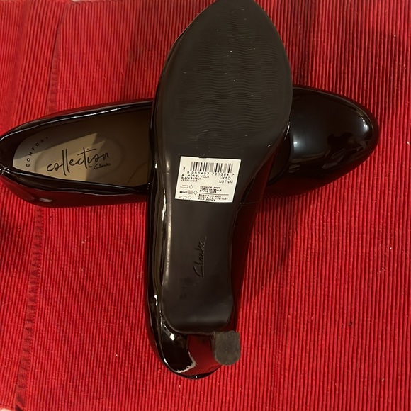 Clark’s Collection - Picture 5 of 5